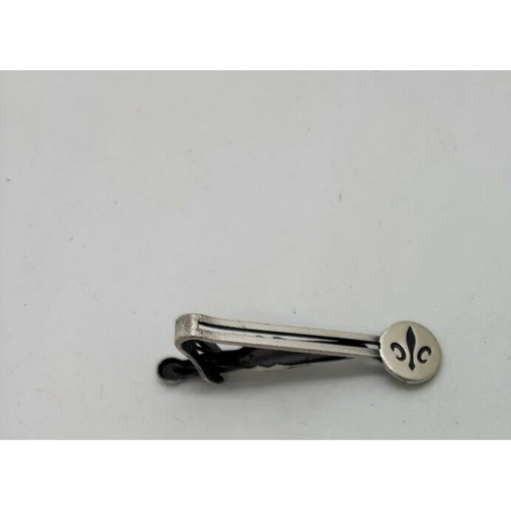 Tie Bar Tack Pin in Silver Tone with Fleur de Lis Signed Swank‎ Vintage
